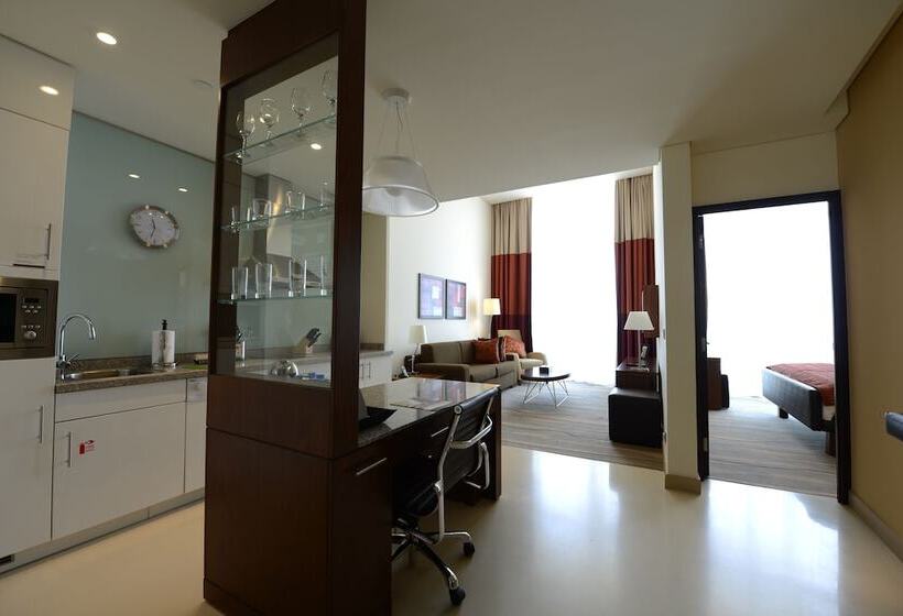 바다 전망 스위트, Staybridge Suites Beirut, An Ihg