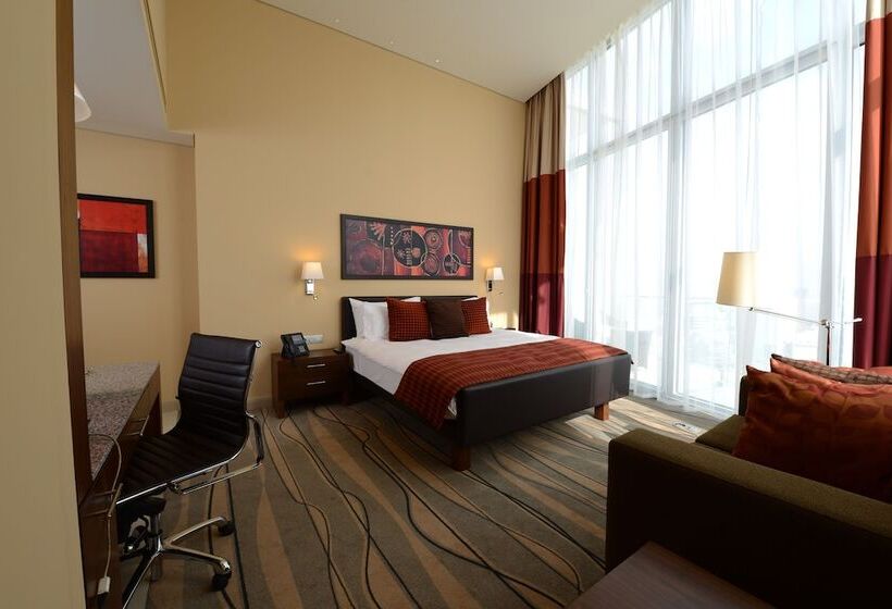 스탠다드 스튜디오, Staybridge Suites Beirut, An Ihg