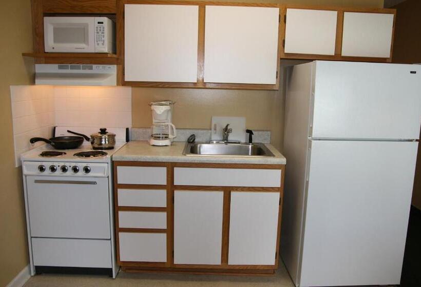 스위트, Affordable Suites Wilson