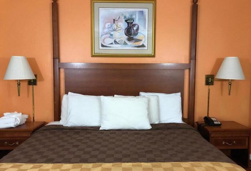 스탠다드 룸 킹사이즈 침대, Alpine Inn & Spa