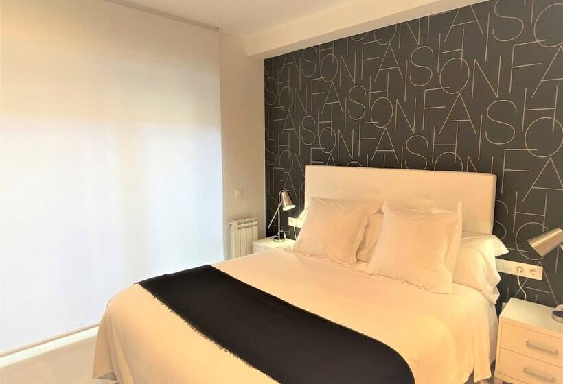 Номер Стандарт, Hostal Somnis