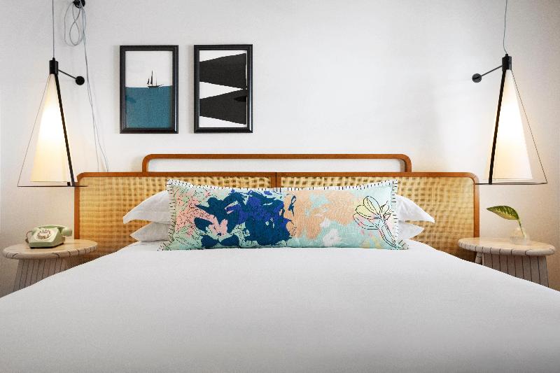 带大床的套房, Ridley House  - Key West Historic Inns
