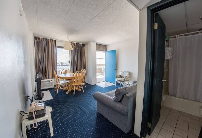 Люкс, Windjammer Motor Inn