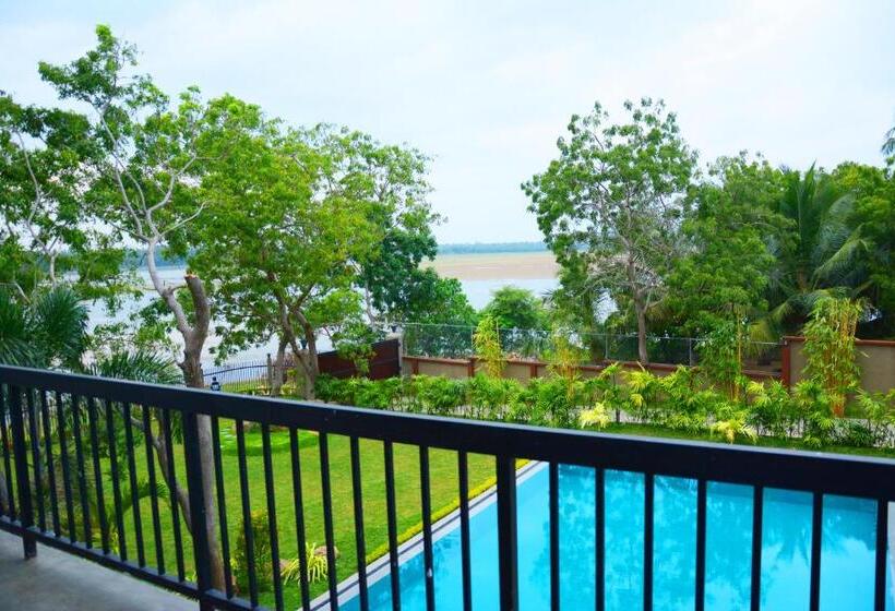 Номер Deluxe, Diya Dahara Lake Resort