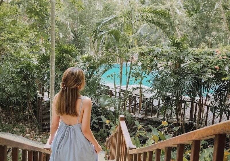 Бунгало с видом на бассейн, The Vatika Resort And Spa