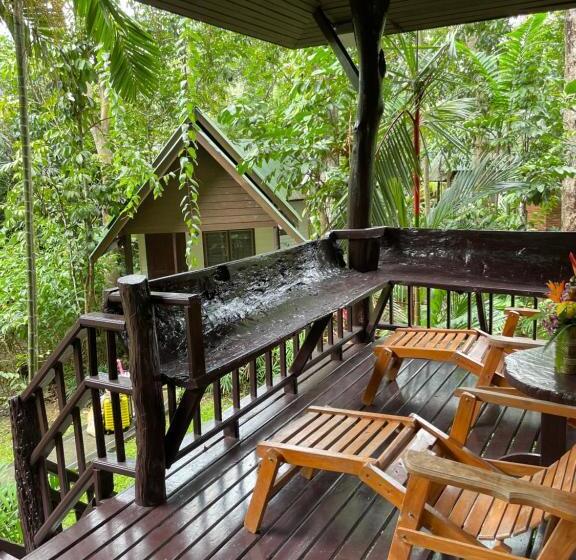 Номер Deluxe, The Vatika Resort And Spa