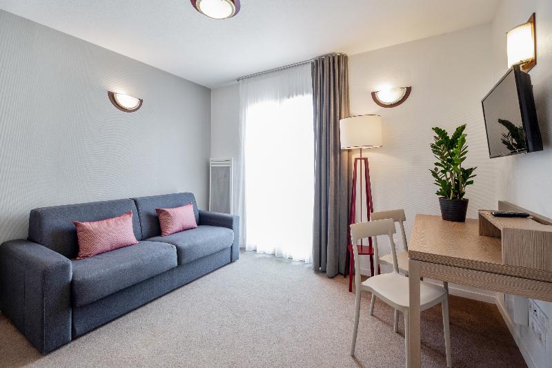 Апартаменты 2 Спальни, Appart City Confort Niort Centre