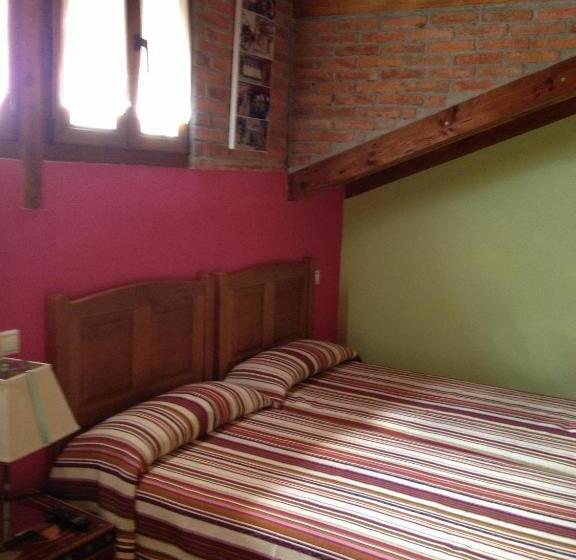 스탠다드 트리플 룸, Hosteria San Emeterio