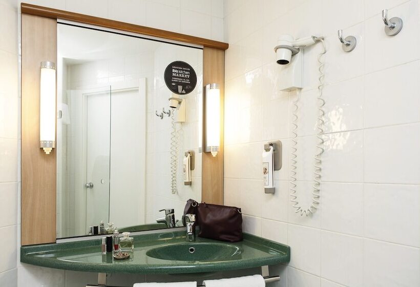 اتاق استاندارد, Ibis Girona