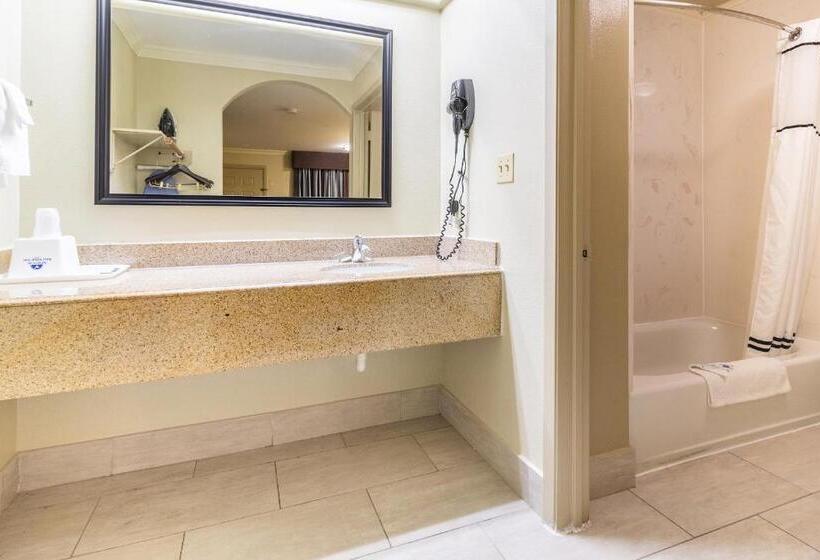 Номер Стандарт, Americas Best Value Inn I 45 / Loop 610