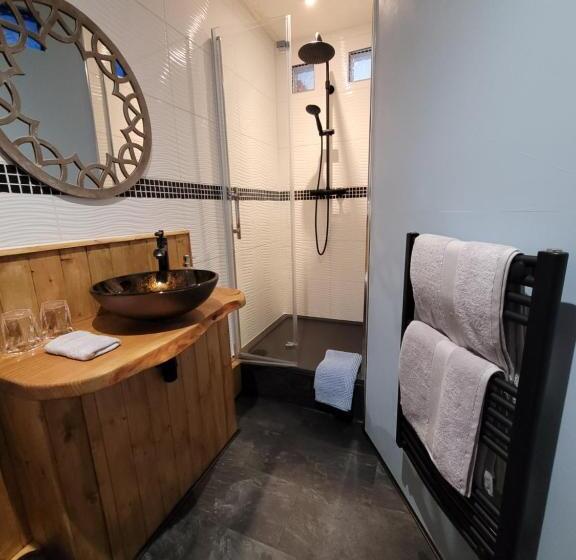 Номер Deluxe Кровать Кинг, Hideaway Escapes, Farmhouse B&b & Holiday Home, Ideal Family Stay Or Romantic Break, Friendly Animal