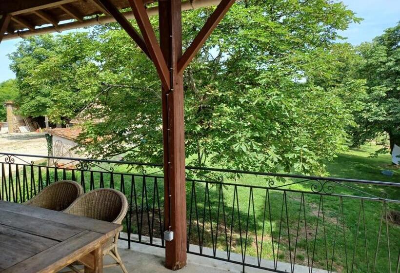 Четырехместный Номер Стандарт Вид на Сад, Domaine L Esprit D Antan