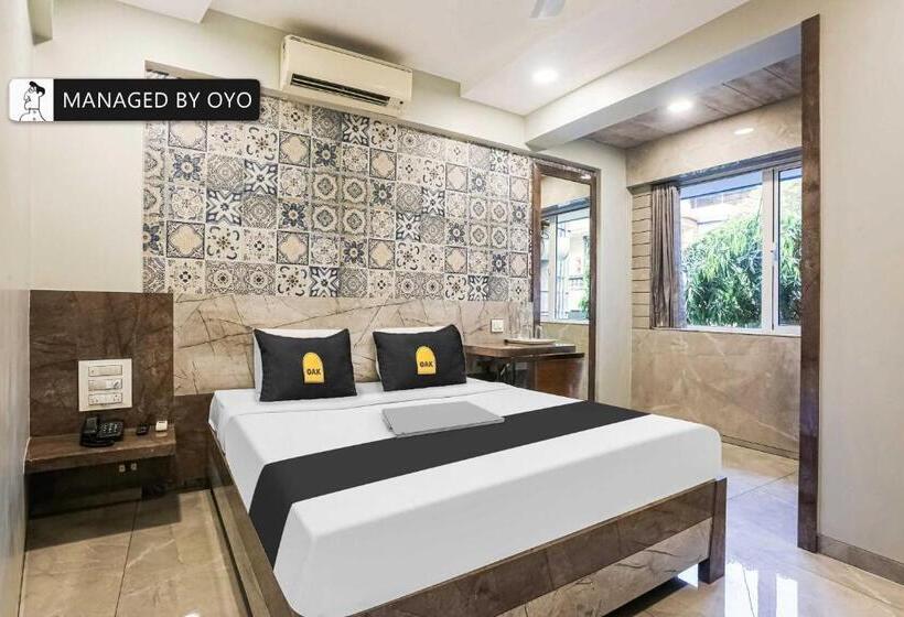 Номер Стандарт, Super Townhouse Oak Vashi Formerly Blue Diamond