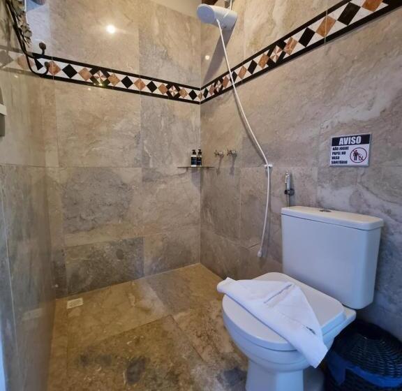 اتاق استاندارد سه نفره, Villa Bulan