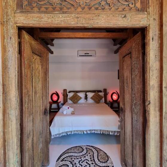 اتاق استاندارد سه نفره, Villa Bulan