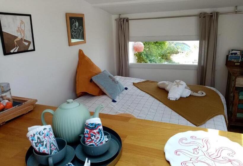 Номер Deluxe, Cabanon De Pêcheur En Bord De Lagune