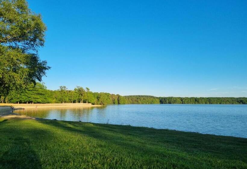 Дом 1 Спальня, La Tiny Proche Lac Et Forêt