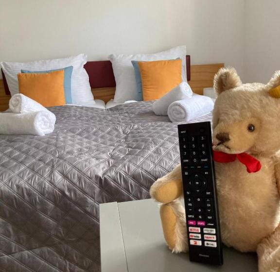 Апартаменты 1 Спальня Нижний Этаж, Motel55   Nettes Hotel Mit Self Check In In Villach, Warmbad