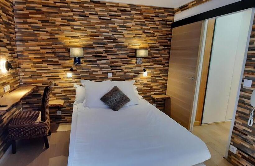 디럭스 룸, Hôtel Chastellares