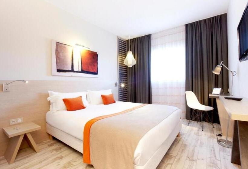 Номер Стандарт Двуспальная Кровать, Kyriad Prestige Vannes Centre  Palais Des Arts