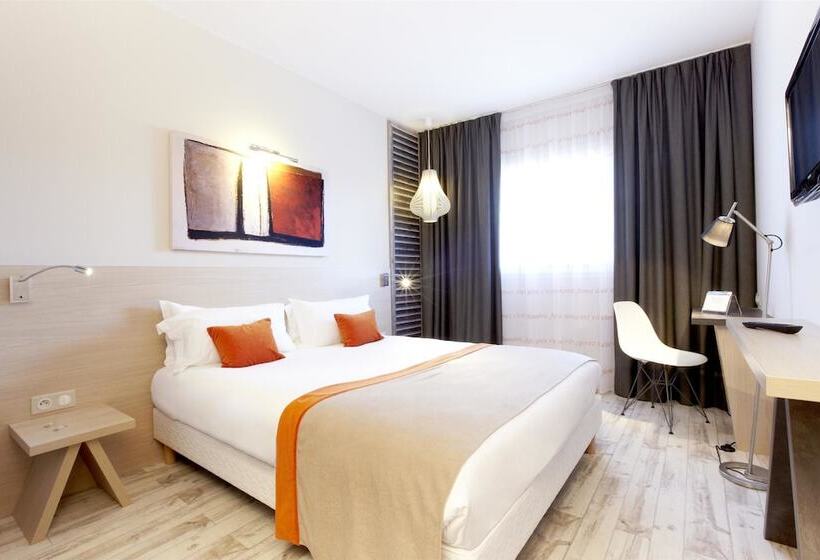 Номер Стандарт, Kyriad Prestige Vannes Centre  Palais Des Arts