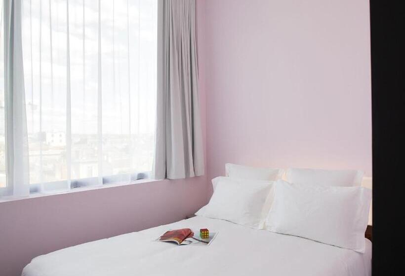 Номер Стандарт, Mama Shelter Bordeaux Centre