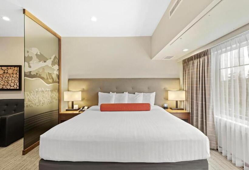 Люкс Кровать Кинг, Mountain View Inn & Suites