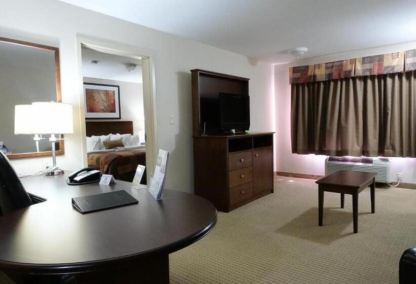 Люкс Superior, Ramada By Wyndham Weyburn
