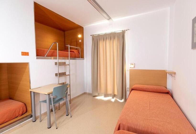Номер Стандарт, Albergue Inturjoven Torremolinos
