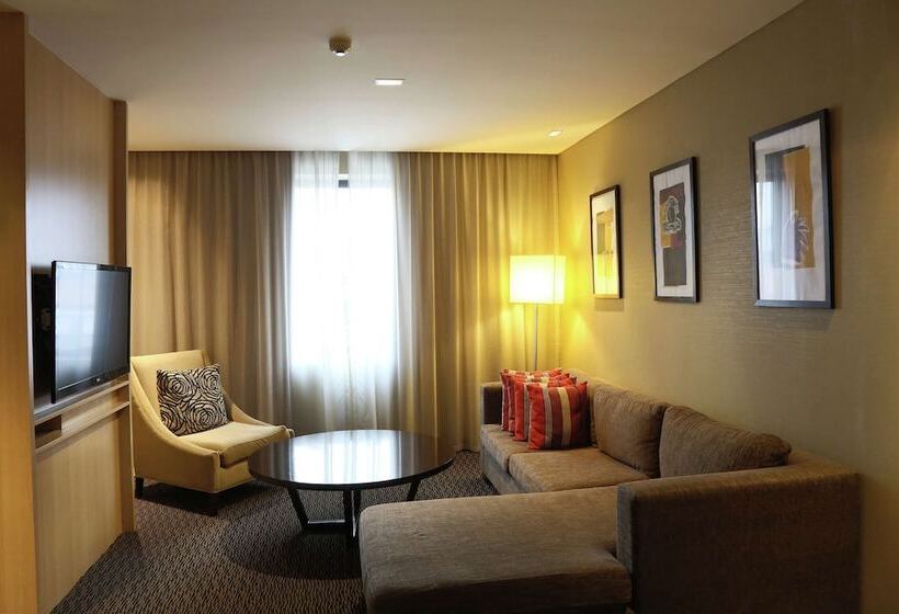 스위트, Hilton Garden Inn Tucuman