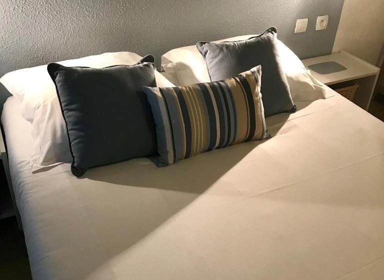 Семейное Студио, Residence Thibaud