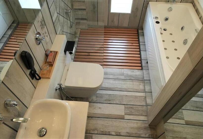 Family Suite, De Glance
