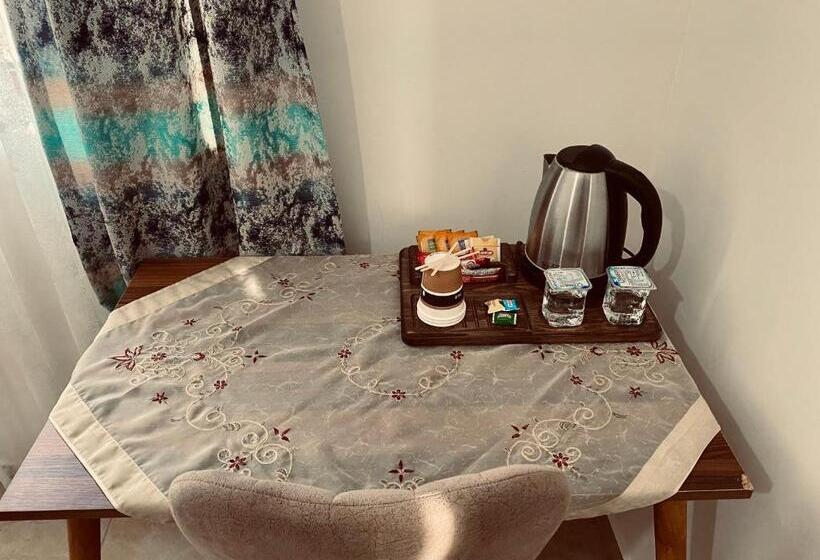 Economy Triple Room, Aysultan Stone House