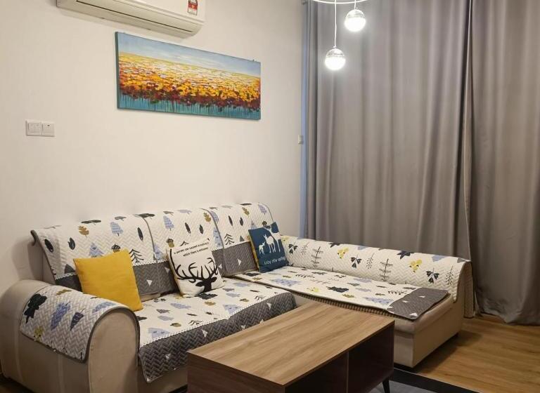 آپارتمان 2 خوابه, Mega Inn