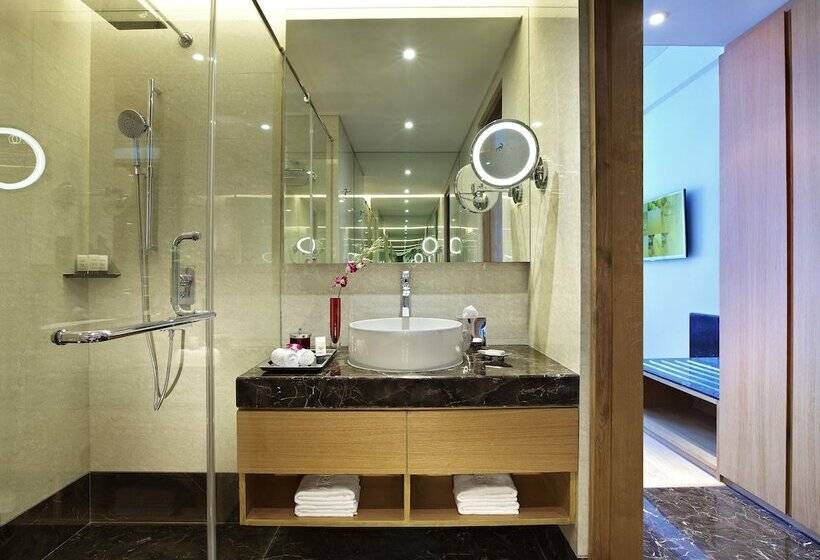 行政套房, Vivanta Chennai It Expressway Omr