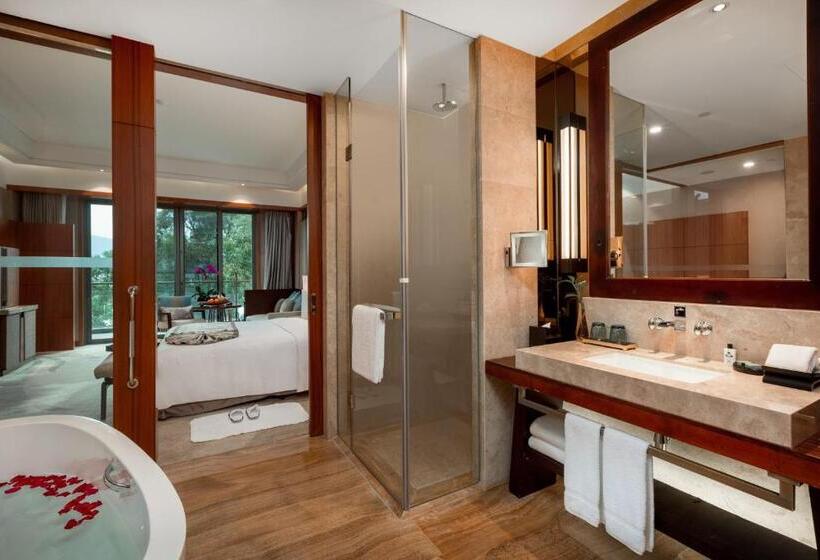 Номер Премиум, Intercontinental Kunming, An Ihg