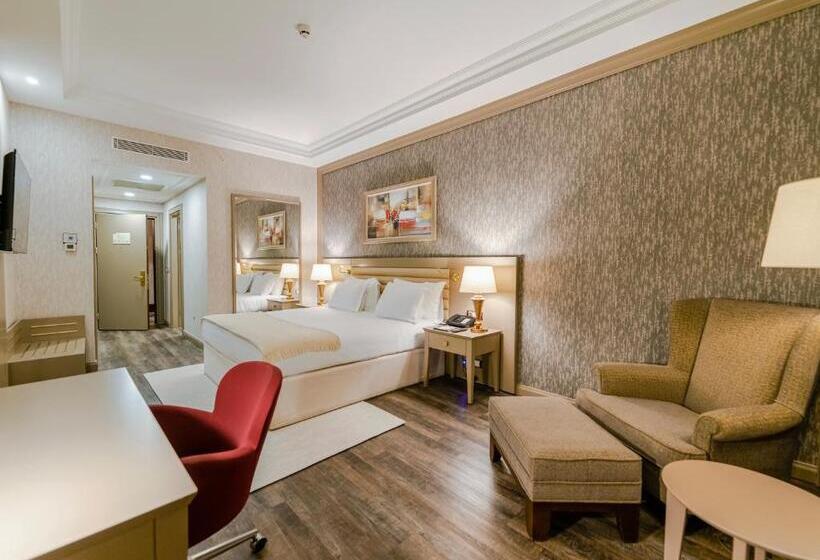Номер Deluxe Кровать Кинг, Wellborn Luxury