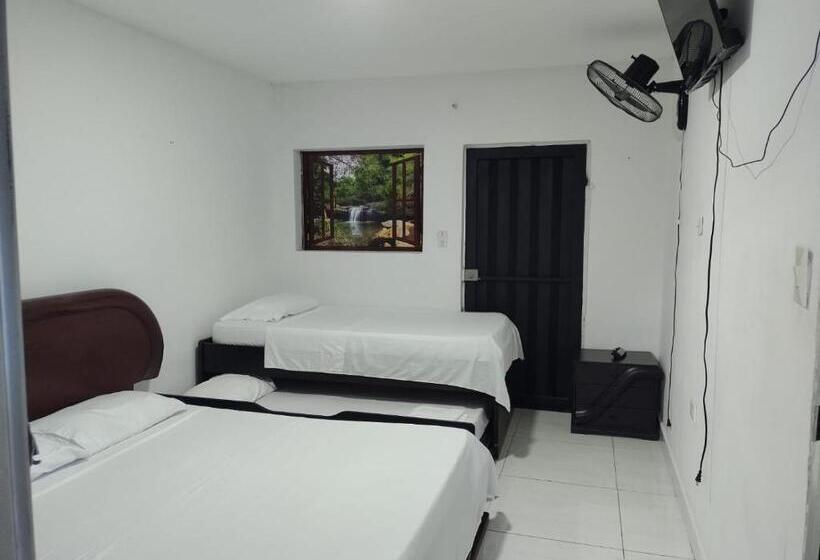 标准三人间, Miski Wasi Hospedaje Neiva