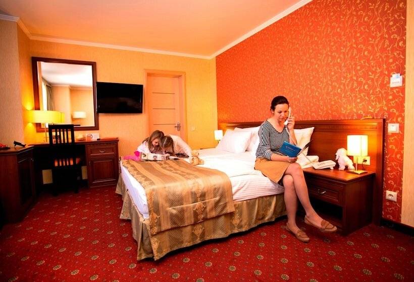 سوییت جونیور, Aerootel Krasnodar