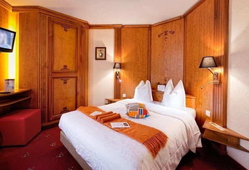Классический Номер, Restaurant Le Cerf & Spa