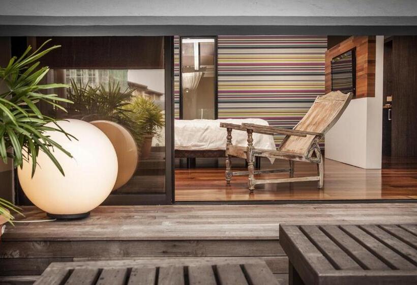 Люкс, The Ranee Boutique Suites