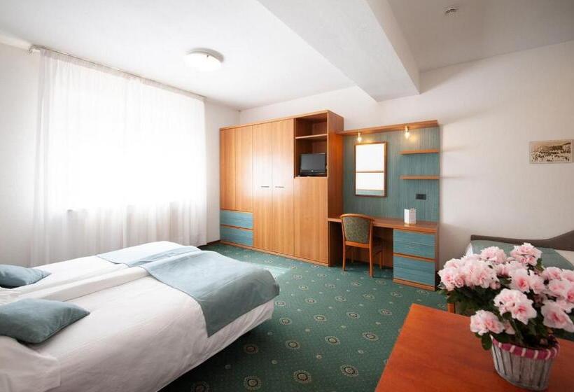 标准间, Albergo San Carlo