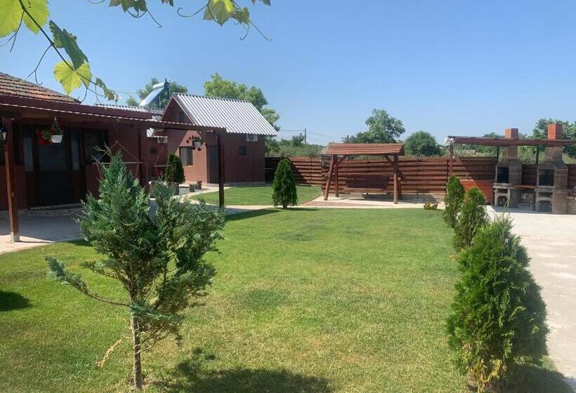 کلبه ییلاقی, Cazare Nicoleta