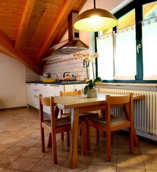 1 Bedroom Apartment Lake View, Al Trovante   Gardaslowemotion