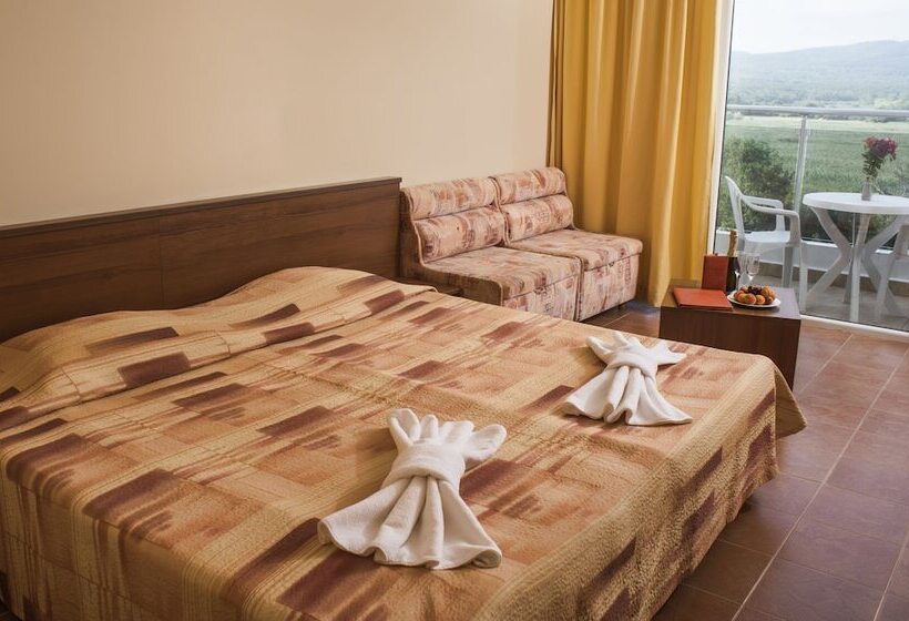 Номер Стандарт, Plamena Palace