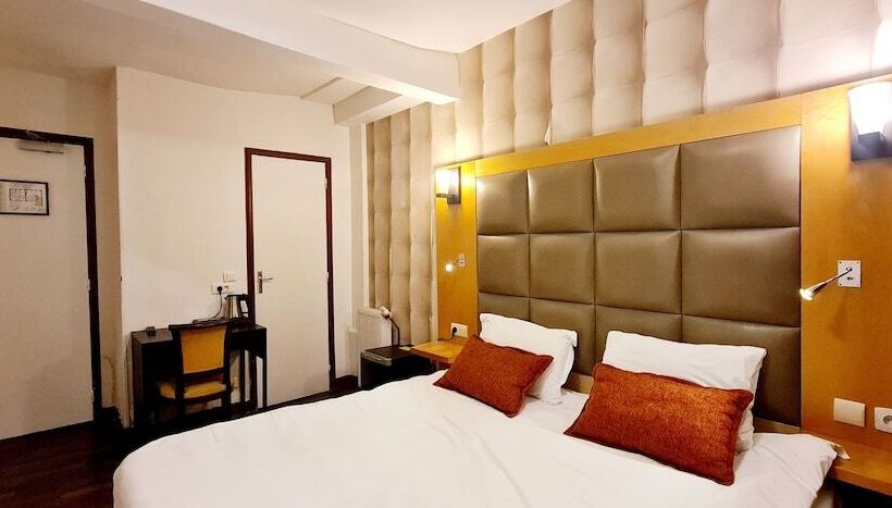 Standard Room, De France 18