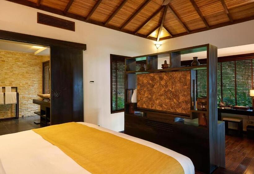 ویلای دلوکس 1 خوابه با چشم‌انداز دریا, Amiana Resort Nha Trang