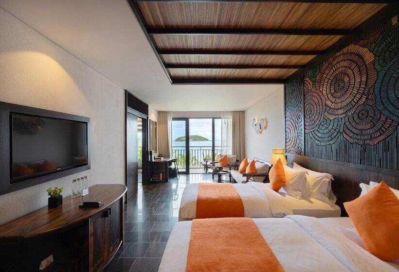 اتاق لوکس با چشم‌انداز دریا, Amiana Resort Nha Trang