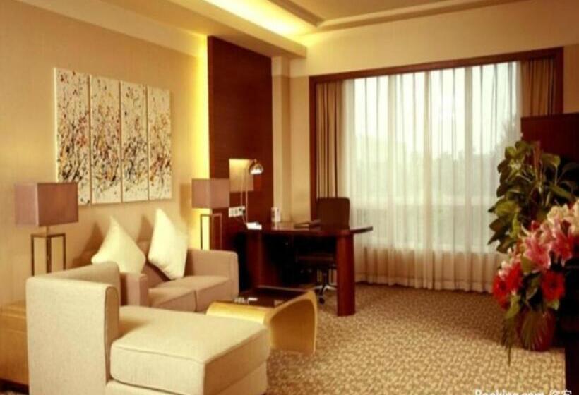 استودیوی استاندارد, Ramada Beijing North