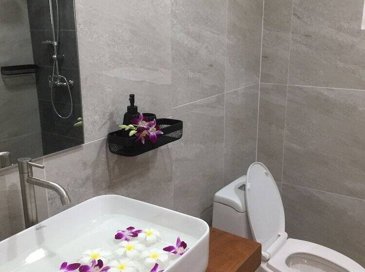 스탠다드 방갈로, The Cosy Maenam Beach Resort